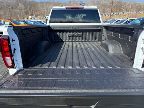 New 2026 GMC Sierra 2500 SLE w/ SLE Value Package; image 18