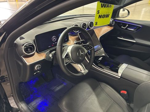 Used 2025 Mercedes-Benz C 300 4MATIC Sedan image 8