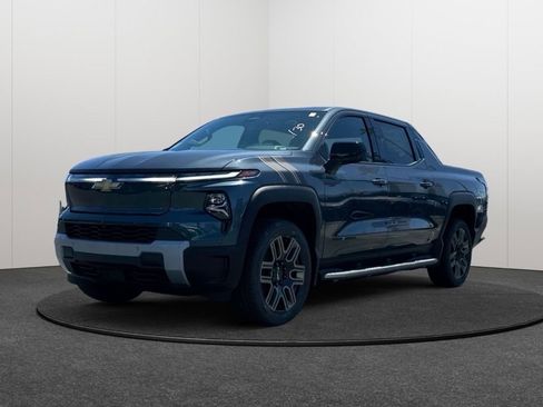 New 2026 Chevrolet Silverado EV LT w/ LPO, Bronze Package image 3