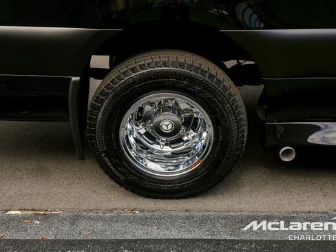 Used 2023 Mercedes-Benz Sprinter 3500 image 40