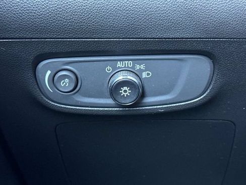 Used 2024 Buick Encore GX Preferred FWD image 41