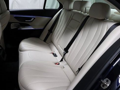 New 2026 Mercedes-Benz E 450 4MATIC Sedan image 12