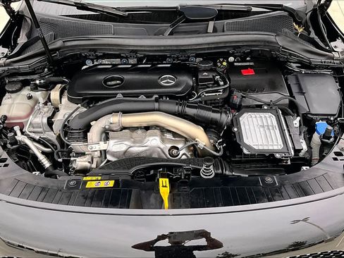 Used 2025 Mercedes-Benz GLA 250 image 27