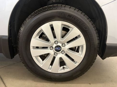 Used 2015 Subaru Outback 2.5i Premium AWD/4WD image 46