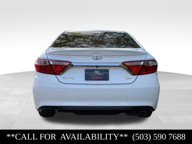 Used 2016 Toyota Camry SE FWD image 4