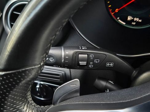 Used 2022 Mercedes-Benz GLC 300 image 27