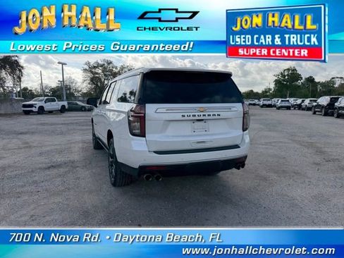 Used 2023 Chevrolet Suburban High Country image 8