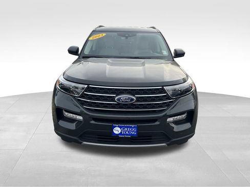Used 2023 Ford Explorer XLT w/ Equipment Group 202A AWD/4WD image 10