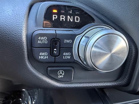 Used 2025 RAM 1500 Laramie image 44