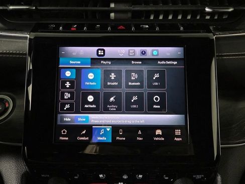 Used 2022 Jeep Grand Cherokee Overland w/ Luxury Tech Group IV image 23