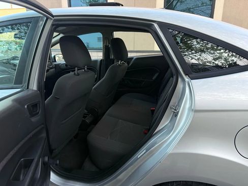 Used 2015 Ford Fiesta S image 17