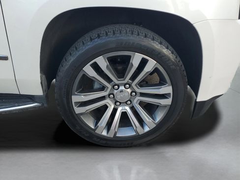 Used 2018 GMC Yukon Denali image 32