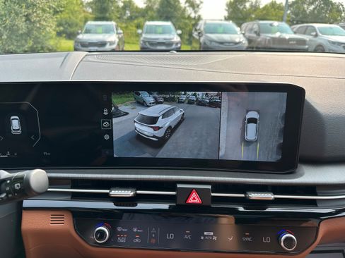 New 2026 Kia Sportage X-Line w/ X-Line Technology Package AWD/4WD image 38