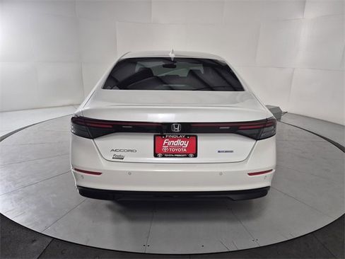 Used 2025 Honda Accord EX-L image 4