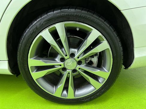 Used 2016 Mercedes-Benz C 300 4MATIC Sedan w/ Premium 1 Package image 15