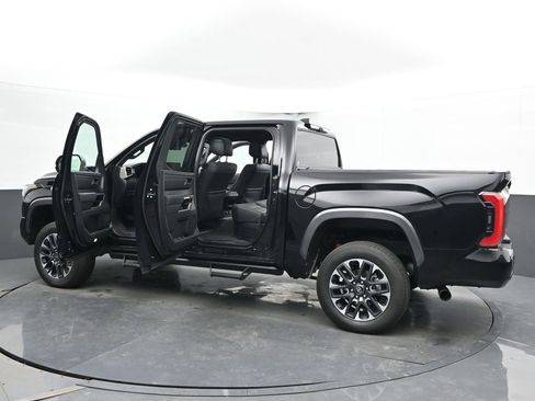 Used 2025 Toyota Tundra Limited image 64