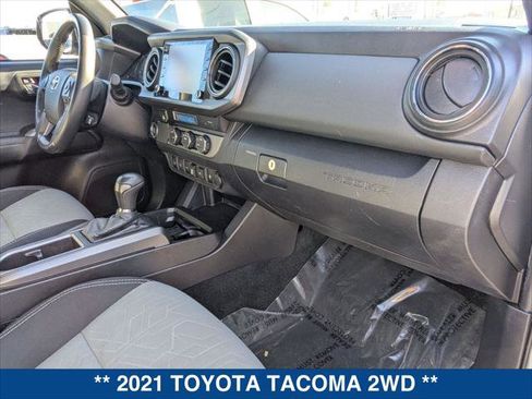 Used 2021 Toyota Tacoma TRD Sport image 23