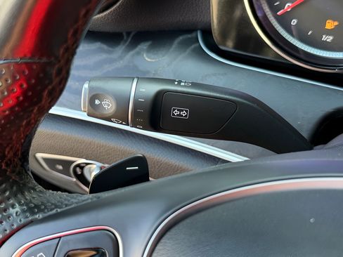 Used 2018 Mercedes-Benz E 300 4MATIC image 37