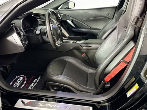 Used 2019 Chevrolet Corvette Z06 RWD image 17