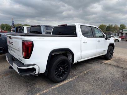 Used 2025 GMC Sierra 1500 Elevation