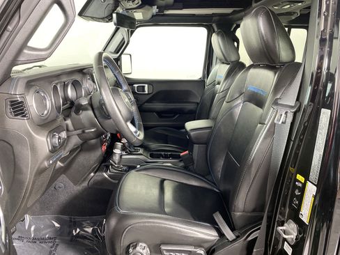 Used 2021 Jeep Wrangler Unlimited Rubicon 4xe w/ Steel Bumper Group image 18