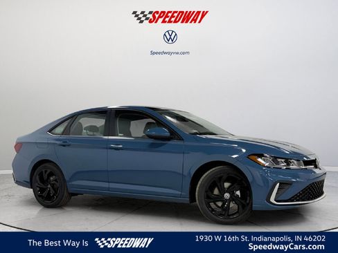 New 2026 Volkswagen Jetta SE image 1