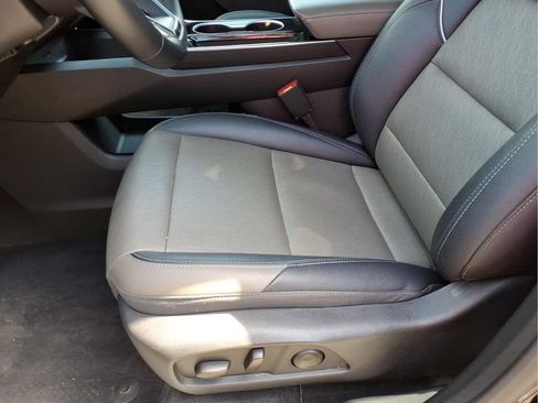 Certified 2025 Chevrolet Equinox LT w/ Convenience Package II FWD image 15