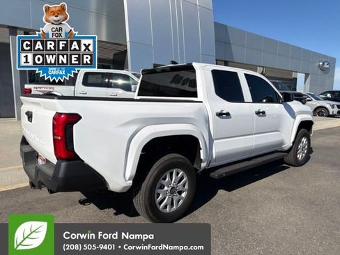 Used 2025 Toyota Tacoma SR AWD/4WD image 6
