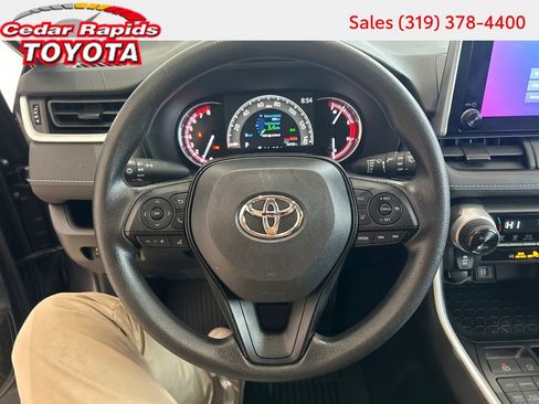 Certified 2025 Toyota RAV4 XLE AWD/4WD image 14