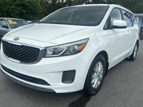 Used 2016 Kia Sedona LX w/ LX Convenience Package FWD image 15