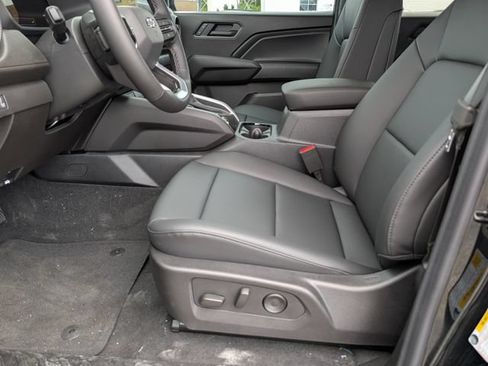 New 2026 Chevrolet Colorado Trail Boss AWD/4WD image 9