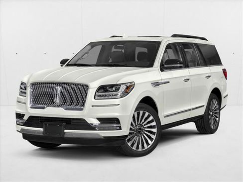 Used 2019 Lincoln Navigator Select w/ Technology Package RWD image 1