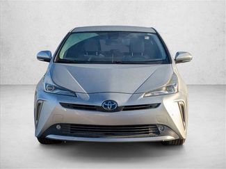 Used 2020 Toyota Prius LE video 2