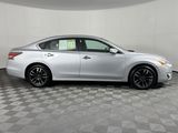 Used 2015 Nissan Altima 2.5 S w/ Power Driver Seat Package image 4