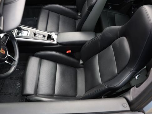 Used 2017 Porsche 911 Targa 4S image 11