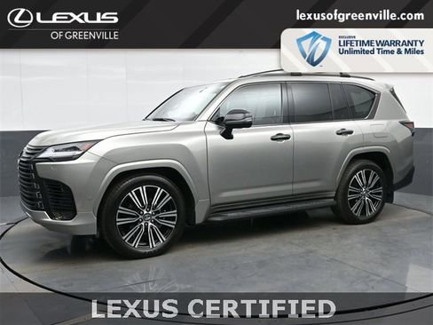Certified 2025 Lexus LX 700h Luxury image 4