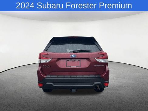 Used 2024 Subaru Forester Premium AWD/4WD image 15