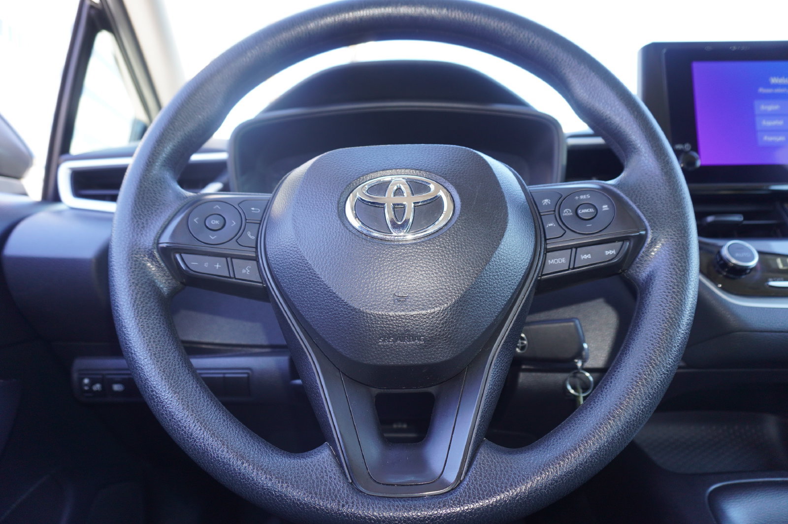 Certified 2025 Toyota Corolla LE FWD image 19