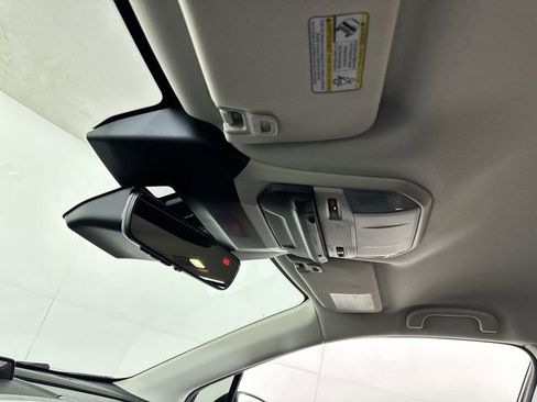 Used 2023 Subaru Ascent Limited image 19