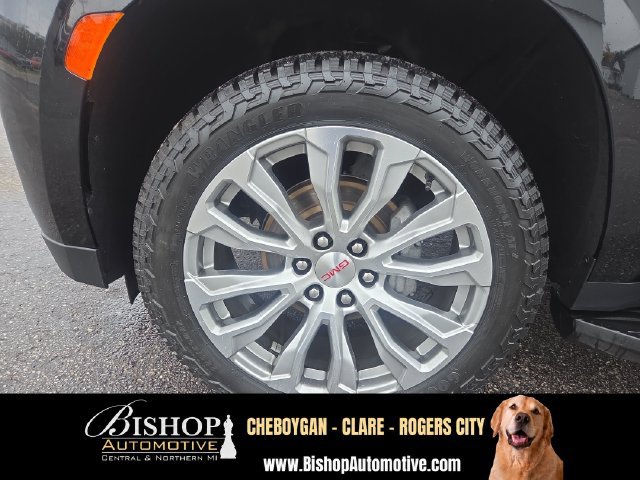 Used 2022 GMC Yukon Denali w/ Max Trailering Package AWD/4WD image 10