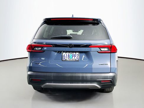 Certified 2024 Toyota Grand Highlander AWD image 6