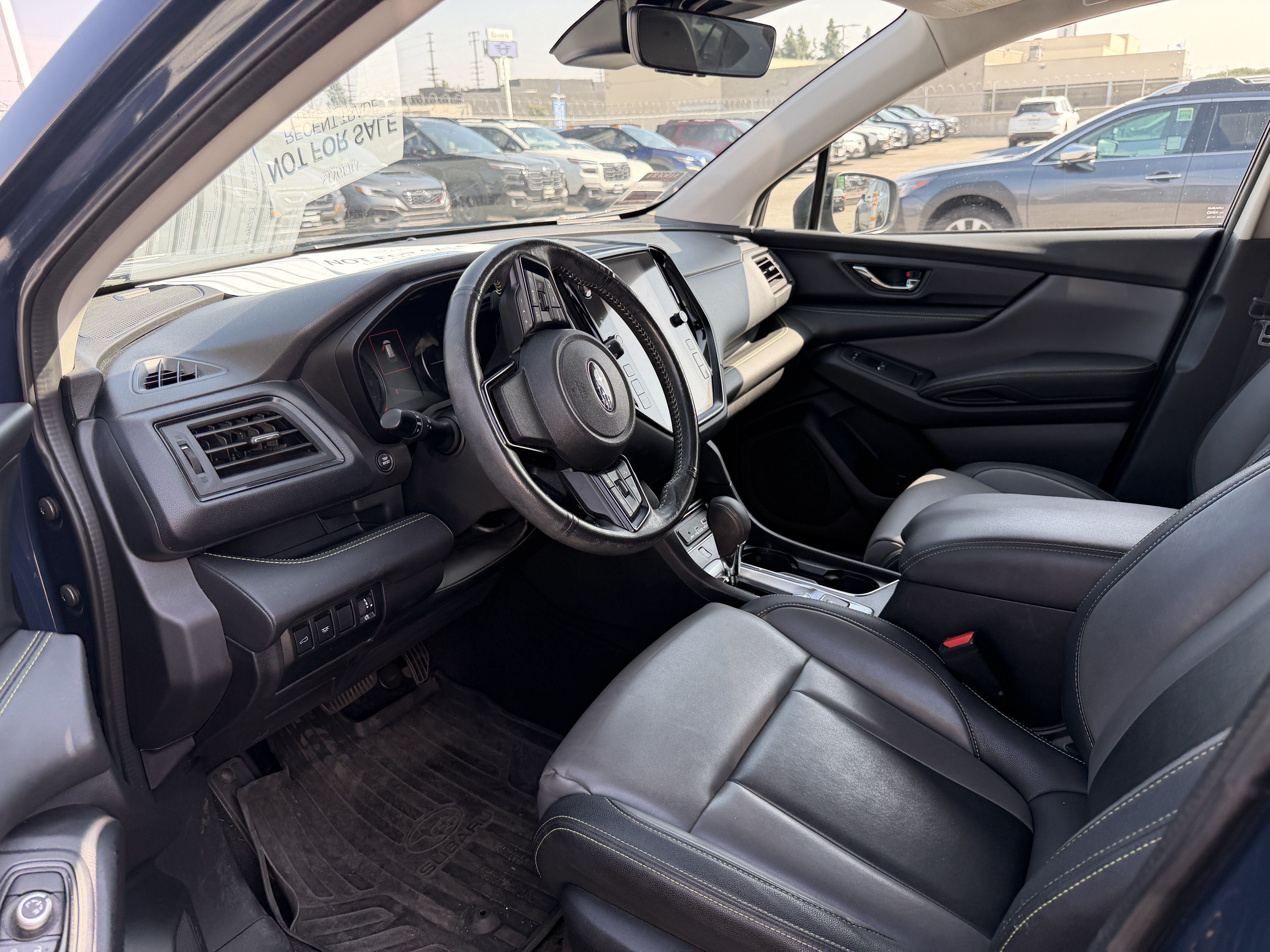 Used 2023 Subaru Ascent Onyx Edition AWD/4WD image 3