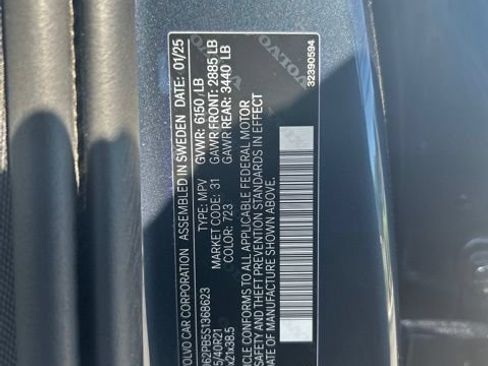Certified 2025 Volvo XC90 B6 Plus AWD/4WD image 31