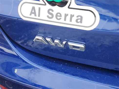 Certified 2023 Cadillac XT6 Premium Luxury w/ Platinum Package image 7