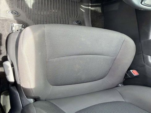 Used 2024 Toyota RAV4 LE FWD image 9