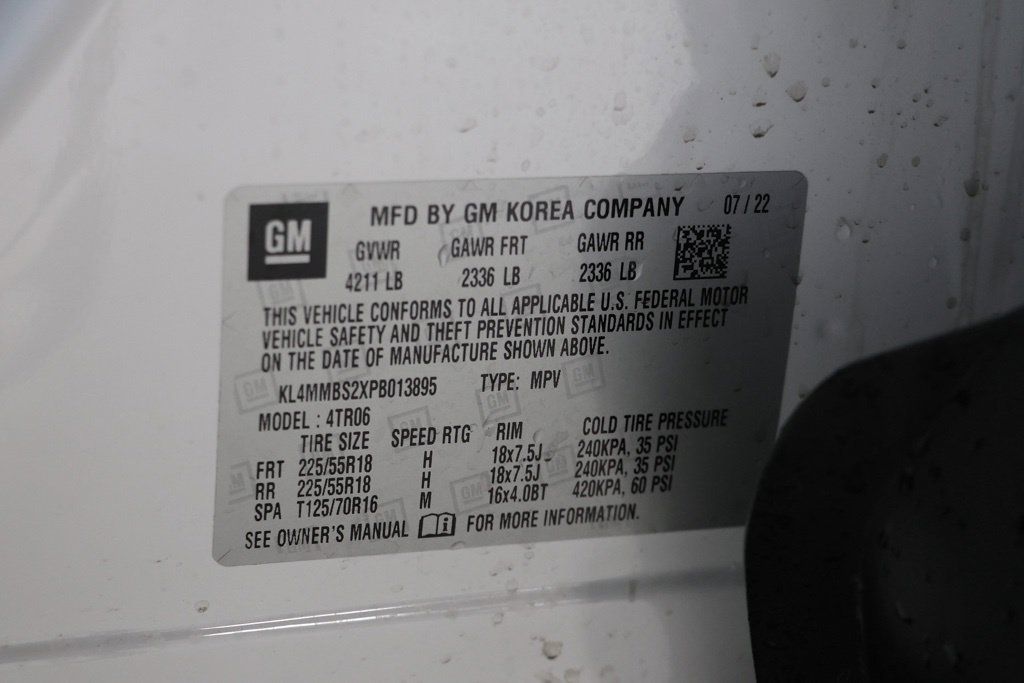 Used 2023 Buick Encore GX Preferred w/ Cold Weather Comfort Package FWD image 37