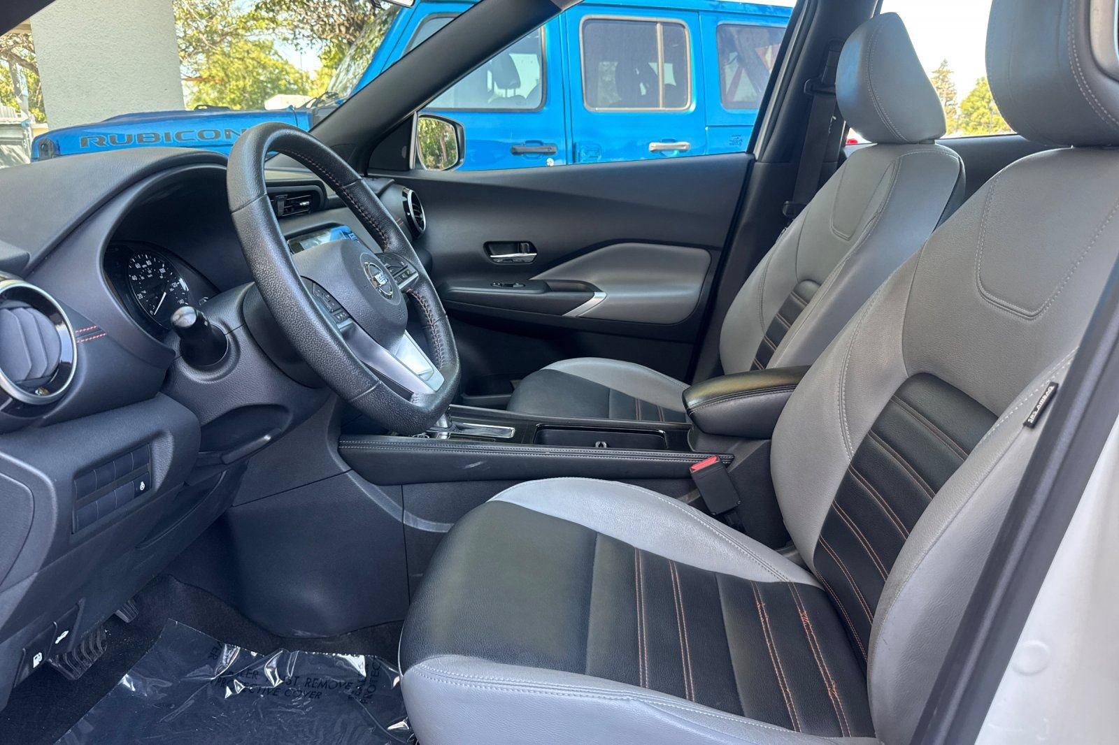 Used 2021 Nissan Kicks SR w/ SR Premium Package FWD image 10