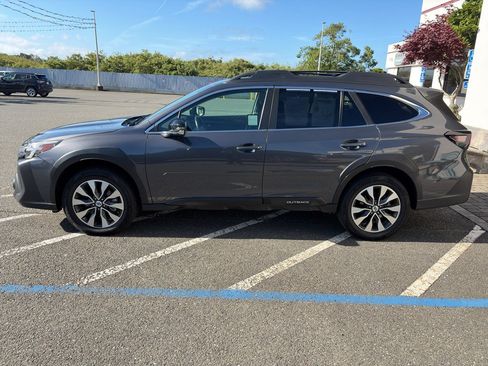 Used 2023 Subaru Outback Limited XT AWD/4WD image 2