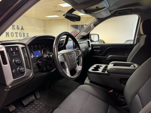 Used 2017 GMC Sierra 1500 SLE w/ SLE Value Package AWD/4WD image 19