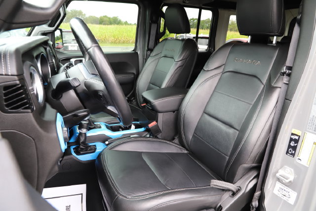 Used 2022 Jeep Wrangler Unlimited Sahara AWD/4WD image 15